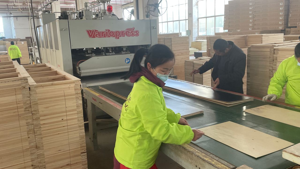 How We Ensure Quality Control in Bedside Table Manufacturing: A 6-Point System